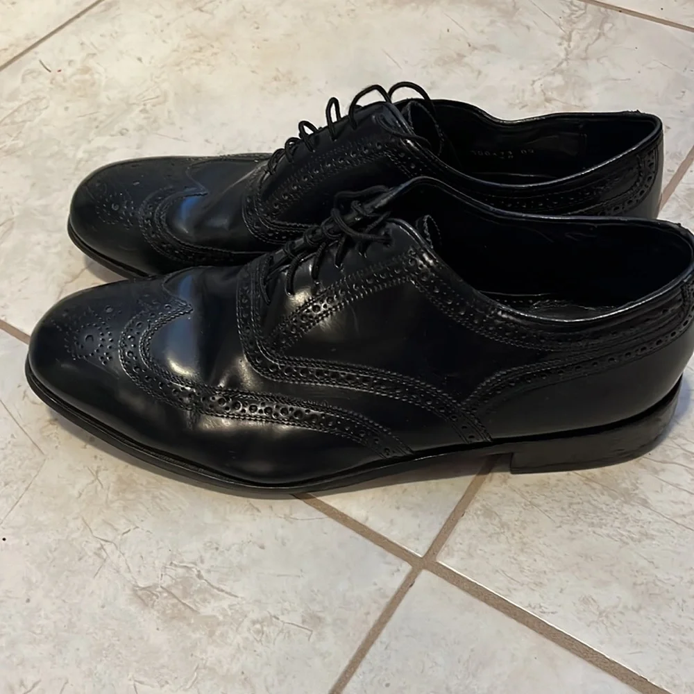 Wingtips - Picture 2 of 8